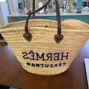 Meet your Posher, Annie